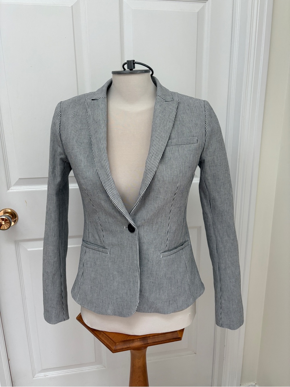 Banana Republic Women's Gray Pinstripe Single-Button Blazer